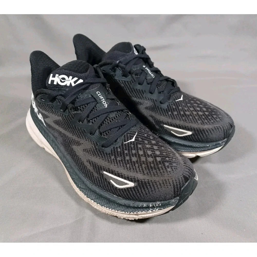 Hoka Shoes Womens‎ 8.5 B Black Clifton 9 Running Sneakers 1127896 BWHTpl